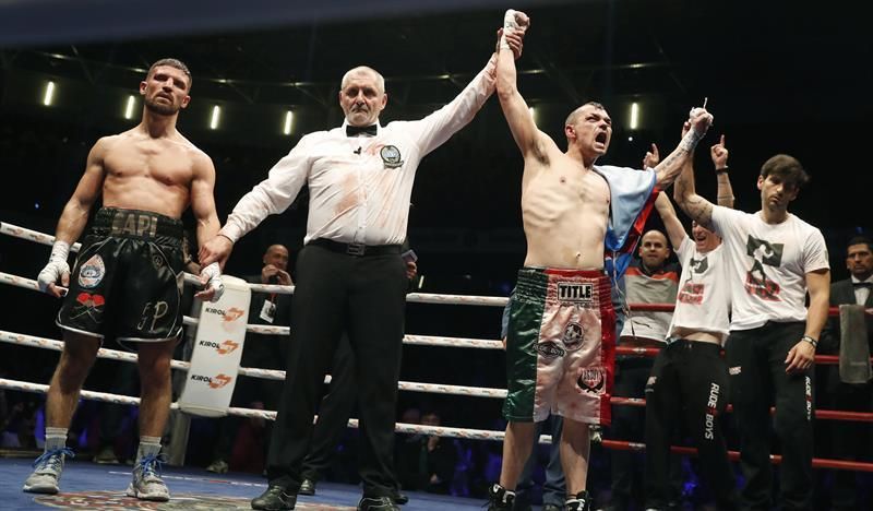 Andoni Gago deja vacante el título de Unión Europea para aspirar al Europeo