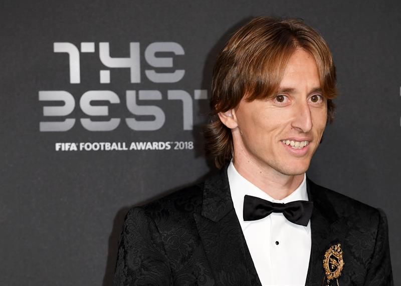 La prensa croata felicita al "rey" y "dios" Modric por el premio de la FIFA