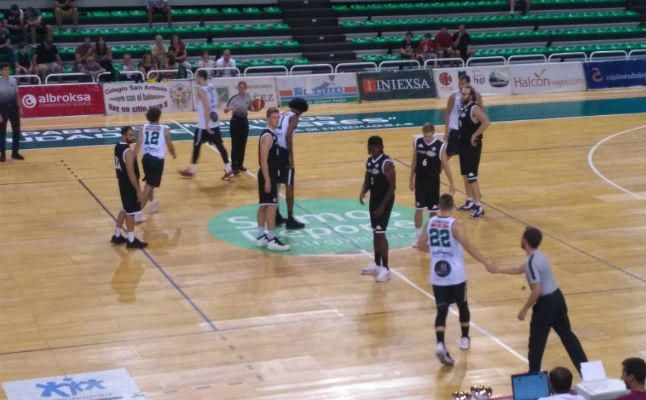 Victoria del Betis ante el Cáceres Basket en el Trofeo de Baloncesto de Cáceres (69-81)