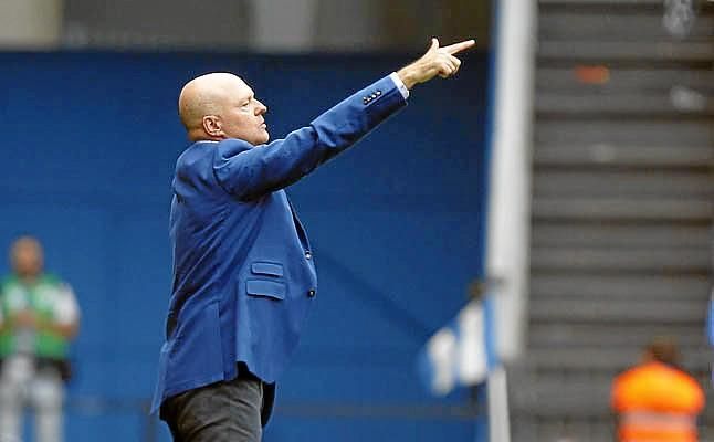 Mel, en la agenda de Arias para el banquillo del Cádiz