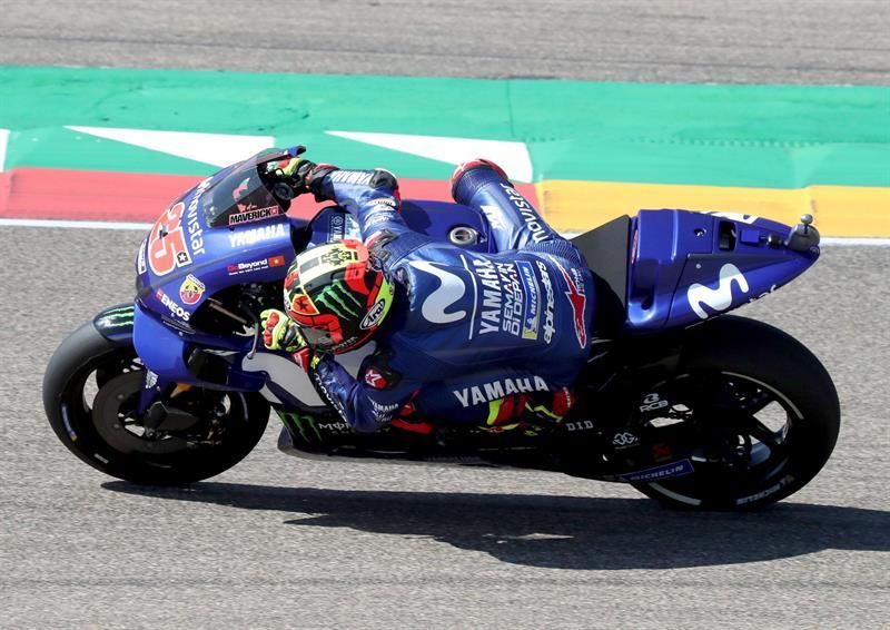 Viñales y Rossi sorprenden por su dominio inicial en Buri Ram