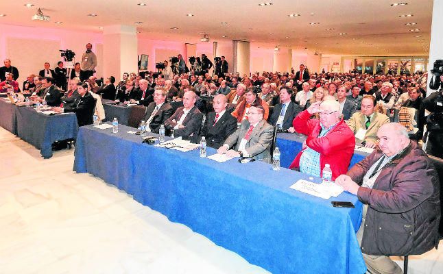 El 5% que (des)une a los pequeños accionistas