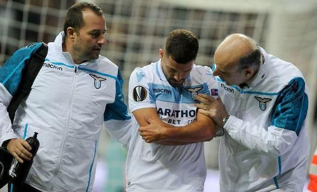 Pese a su escalofriante lesión, Durmisi sólo estará un mes de baja