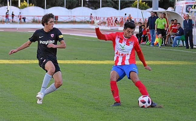 Don Benito 0-1 Sevilla Atlético: Un gol de Bryan da la primera victoria fuera de casa
