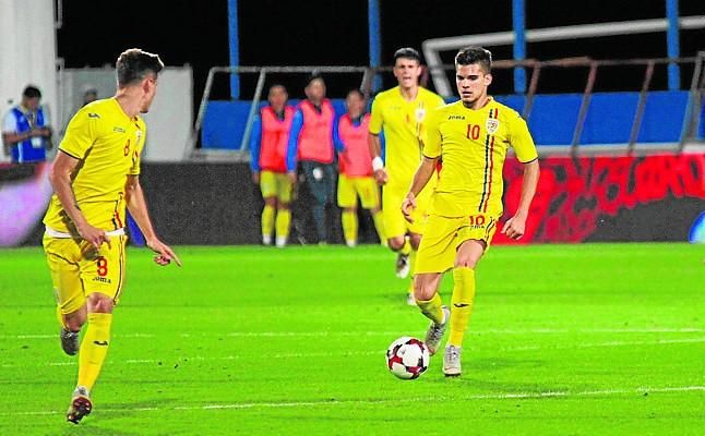 El Sevilla FC, tras los pasos del hijo de Hagi