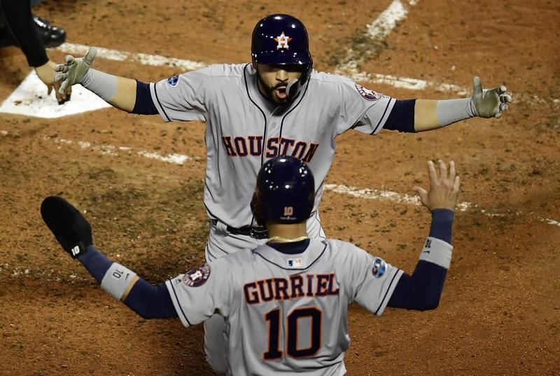 González pega jonrón, que no salva a los Astros; Devers destaca con Boston