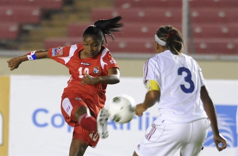 Sin estructuras y liga profesional, el fútbol femenino panameño hace ruido