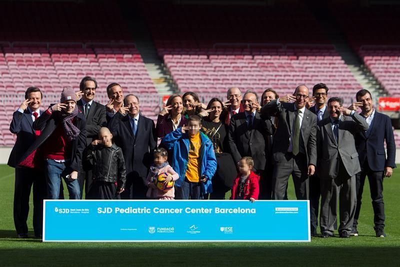 Messi celebra inicio de las obras de un centro contra el cáncer que financia