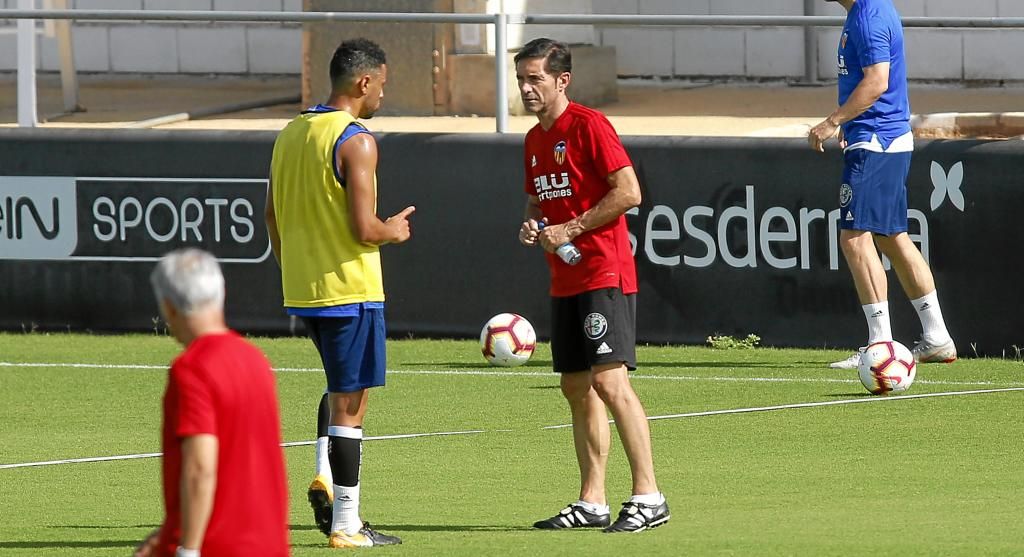 Marcelino no recupera a Guedes y deja fuera a Kondogbia y Murillo