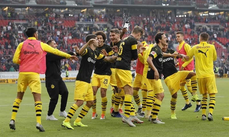 Alcácer volvió a marcar, el Dortmund sigue en racha y el Bayern se sacude su crisis
