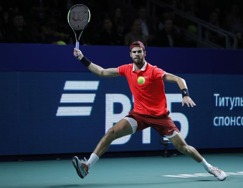 Khachanov se batirá con Mannarino en la final del Torneo de Moscú