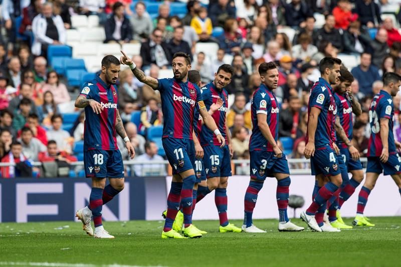 El Levante gana por segunda vez en el Bernabéu once años después