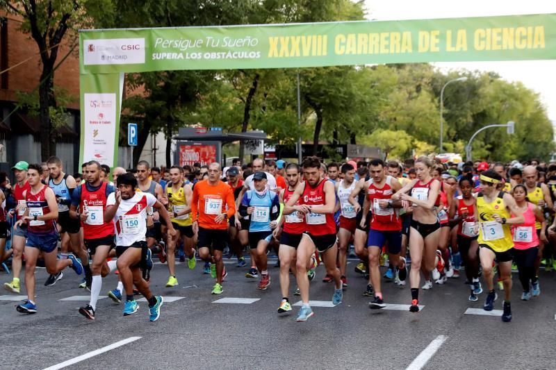 Ait Hadi e Isabel Martínez: doblete del Marathon en la Carrera de la Ciencia