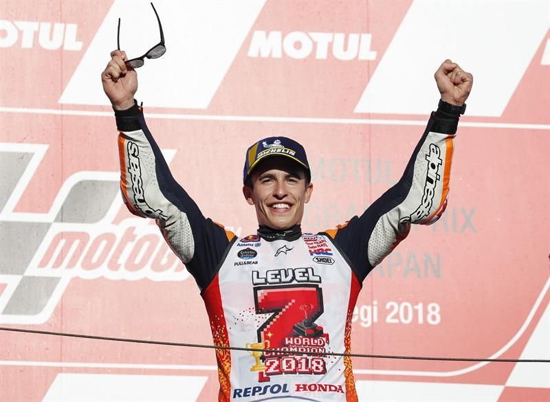 Márquez ya es séptimo en la lista de pilotos con más títulos mundiales