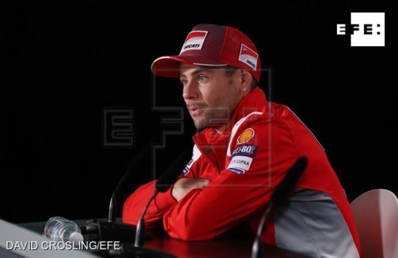 Bautista insatisfecho con su primer día como piloto oficial de Ducati