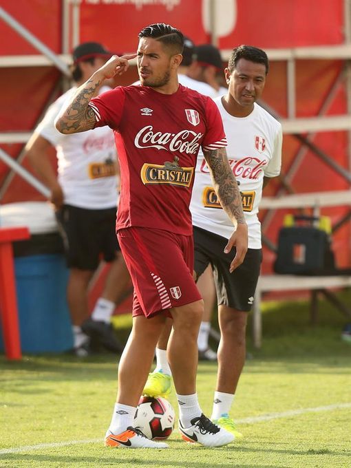 'El Loco' Vargas quiere prolongar su carrera un año más en Perú