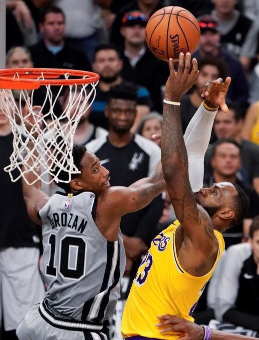 110-106: DeRozan y Gasol pueden con James, que supera a Nowitzki en puntos