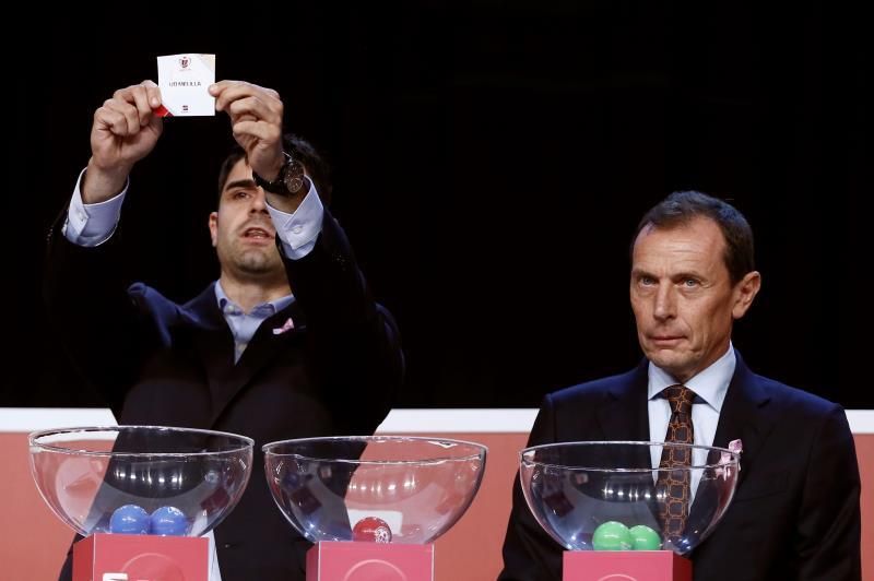 Los grandes irrumpen entre los sueños de gloria de los modestos y las crisis