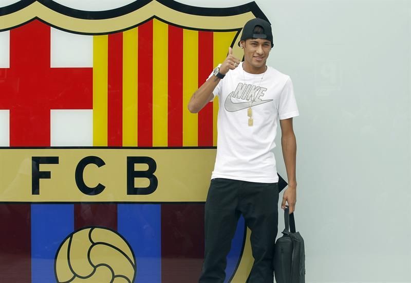 Tres magistrados juzgarán a Neymar por estafa en su fichaje por el Barça