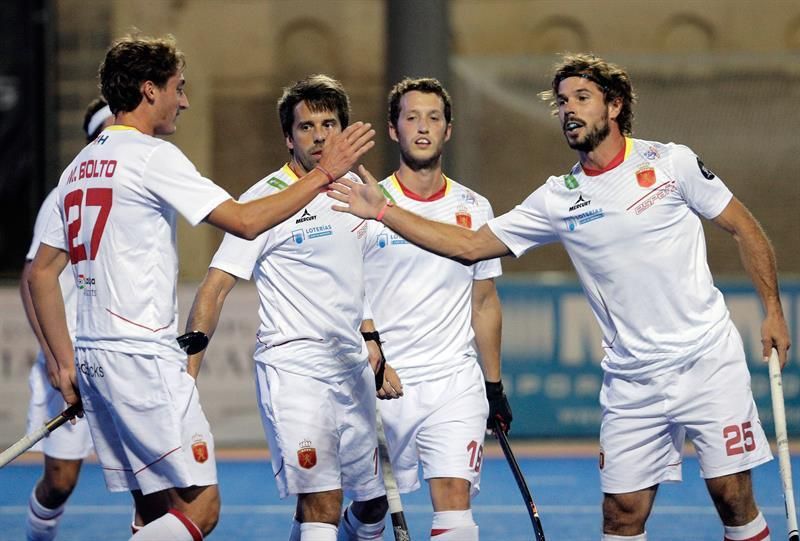 2-1. España vence a Inglaterra y acaba líder en la primera fase