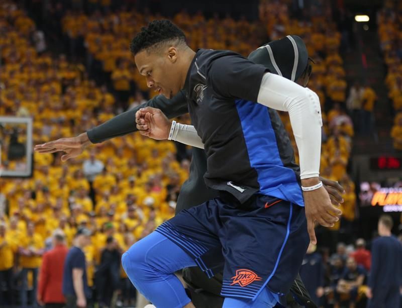 107-111. Westbrook y Abrines lideran remontada de 19 puntos y Thunder ganan