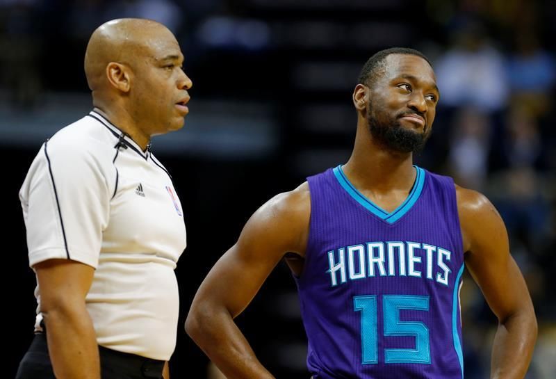 113-102. Walker conduce la victoria de los Hornets