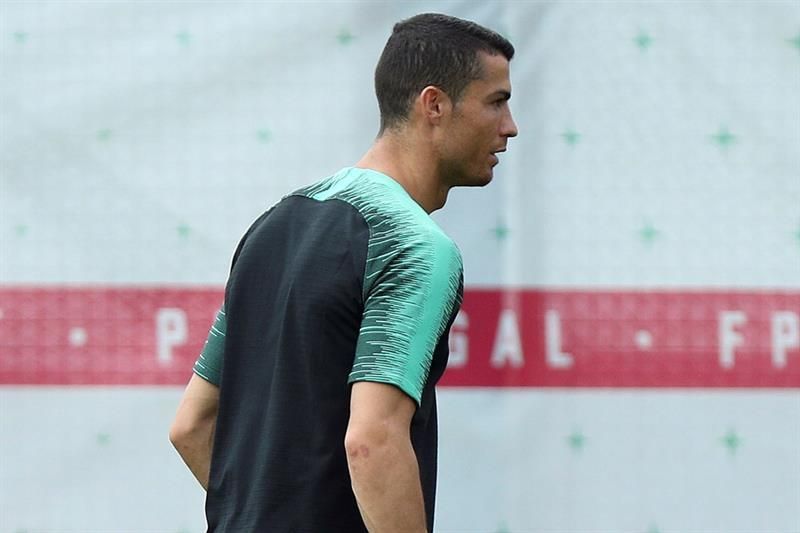 Ronaldo vuelve a estar fuera de la Selección, a la que regresa André Gomes