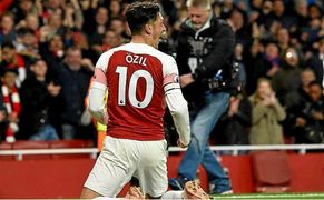 Özil: "No escucho lo que otra gente diga de mí"