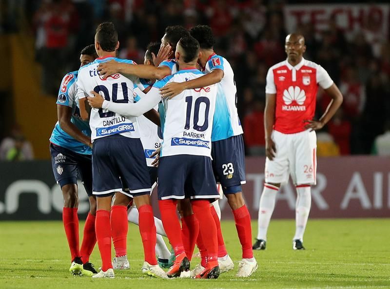 0-2. Junior sorprende a Santa Fe en Bogotá y vislumbra la final sudamericana