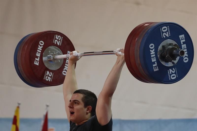 Marcos Ruiz logra tres nuevos récords de España en la categoría de 109 kilos