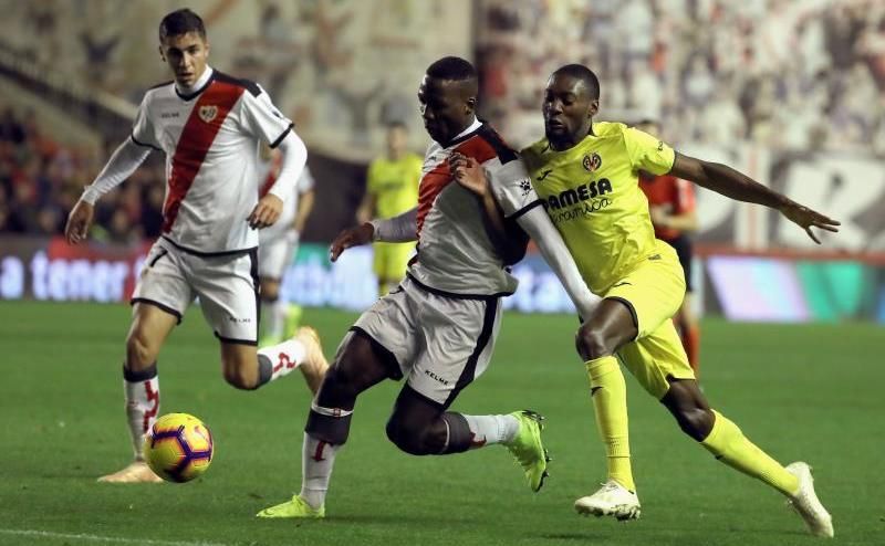 Advíncula: "Estoy trabajando para ver si me puedo quedar en el Rayo"