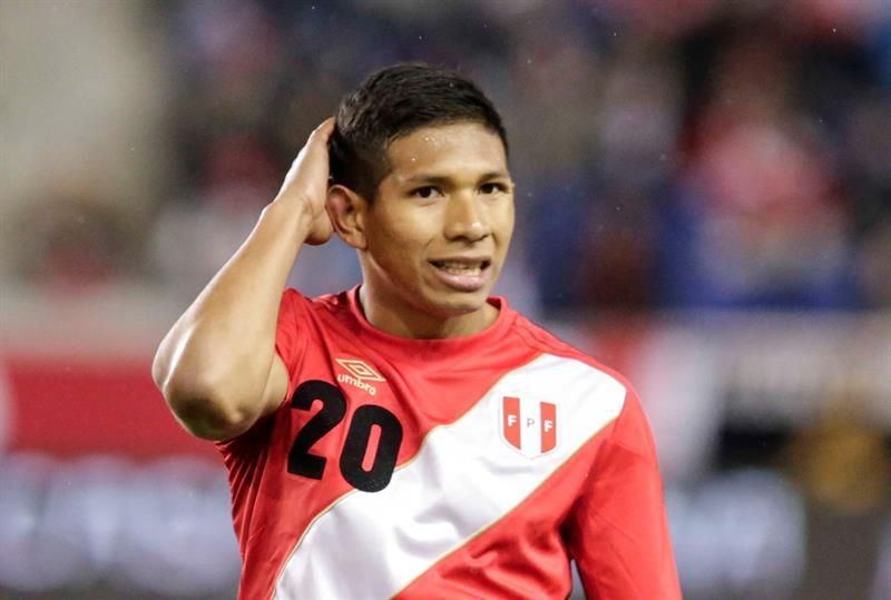 Ecuador y Costa Rica serán rivales difíciles para Perú, afirma Edison Flores