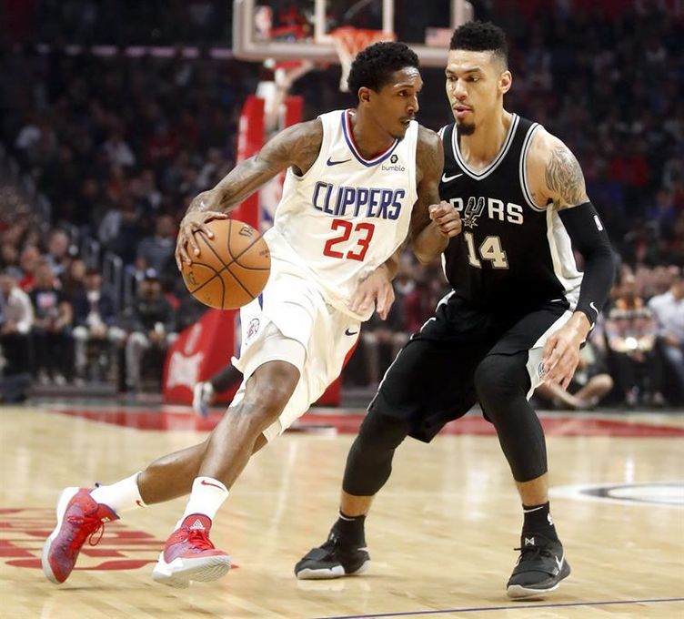 121-116. Lou Williams sentencia a Warriors en la prórroga