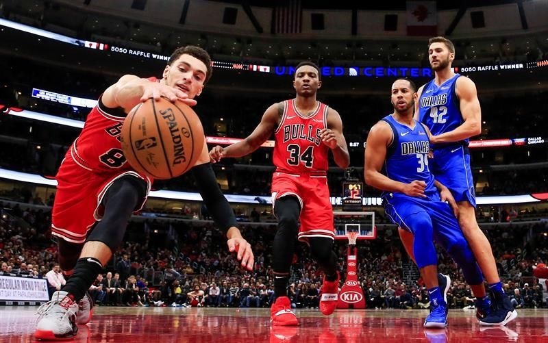 98-103. Barnes y Barea dan triunfo a los Mavericks en un duelo de equipos perdedores