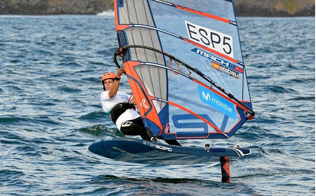 La sevillana Marina Alabau, subcampeona en aguas de las Azores