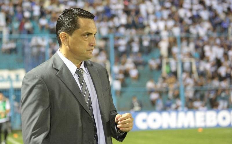 Bobadilla deja el banquillo del General Díaz tras un acuerdo con el club