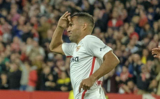 El particular Boca-River de Mercado y el vestuario del Sevilla