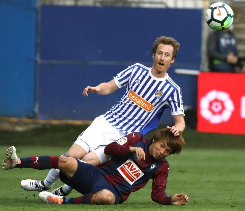 Zurutuza invita a "no poner límites" a las posibilidades de la Real Sociedad