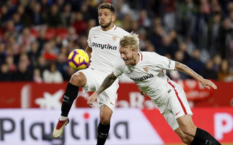 El danés Kjaer, principal novedad en el entrenamiento del Sevilla