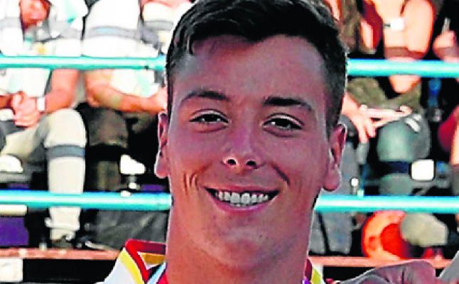 Medalla de oro en balonmano playa