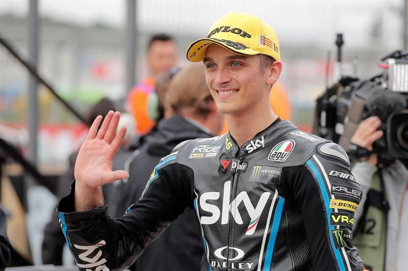 Marini defiende con éxito la primera posición en Moto2