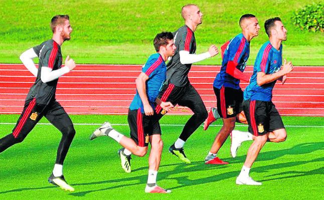 Puerta entreabierta para Pau López