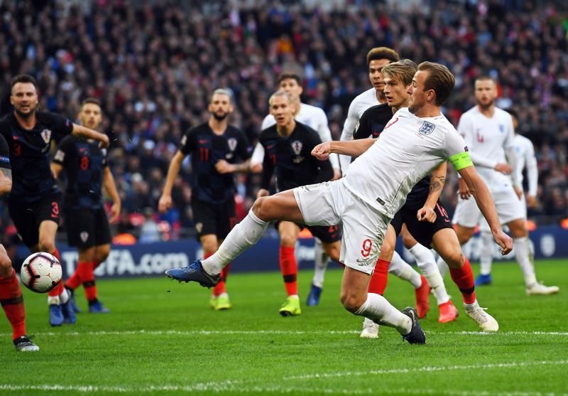 2-1. Inglaterra se viste de fénix, renace y deja a España sin fase final