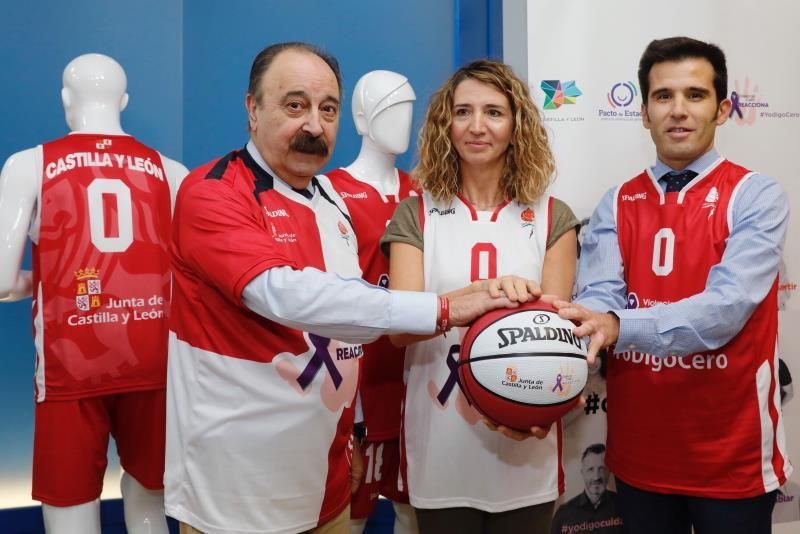 El baloncesto de Castilla y León se equipa y encesta contra el maltrato