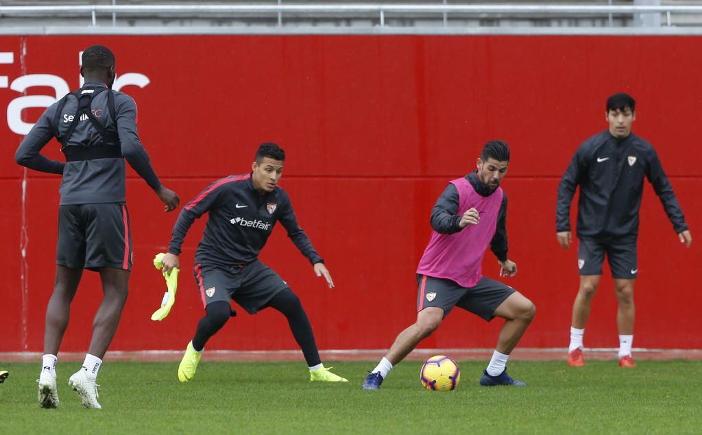 El Sevilla trabaja a la espera de los internacionales