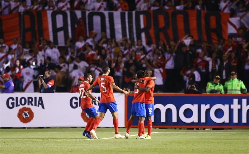 2-3. Costa Rica sella un triunfo ante un Perú que mereció mejor suerte