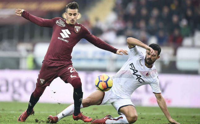 El Betis acecha a su carrilero