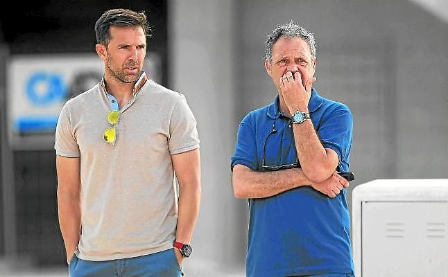 Prisma amplio en la caza del delantero