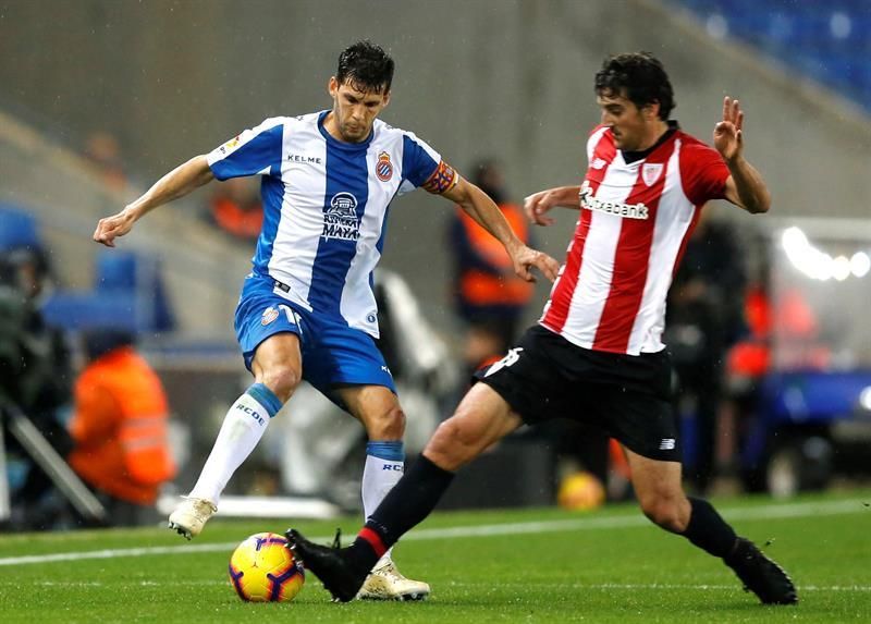 Javi López: "Se irán unos y vendrán otros que querrán defender la camiseta"
