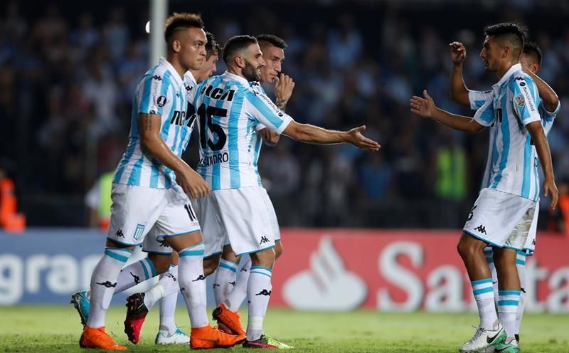 Bajo la sombra del Superclásico, Racing expone su liderato ante Banfield